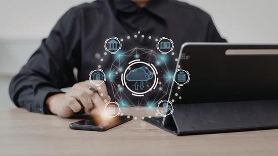 Diagram showing machine learning pipeline for headshot generation